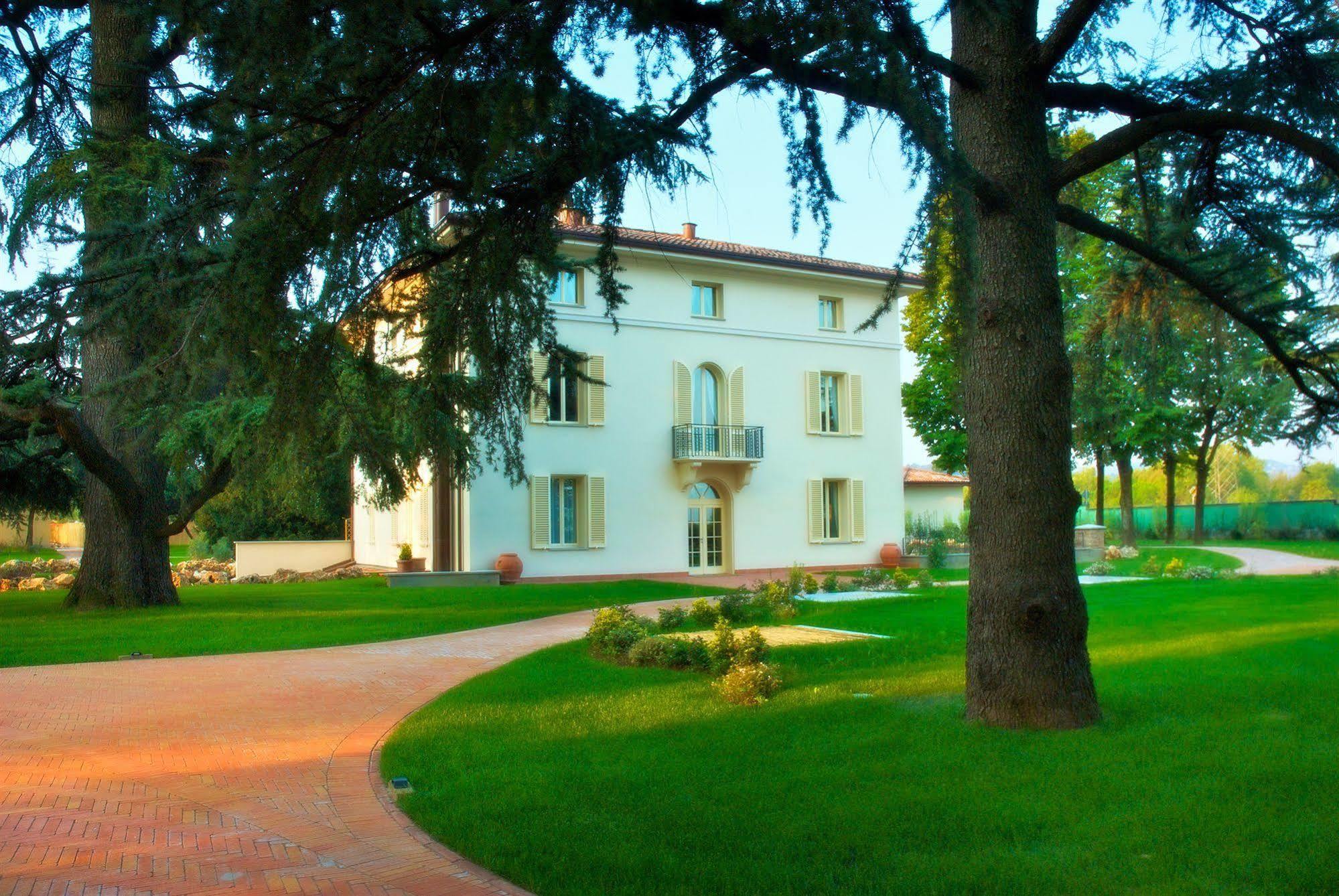 Relais Villa Valfiore Сан Ладзаро ди Савена Екстериор снимка