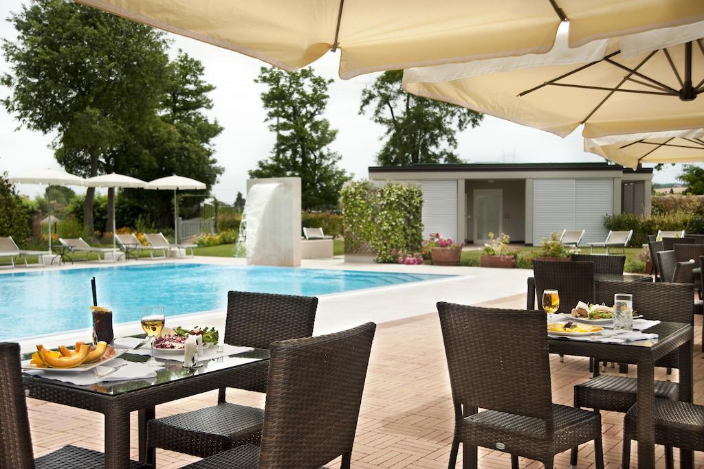 Relais Villa Valfiore Сан Ладзаро ди Савена Екстериор снимка