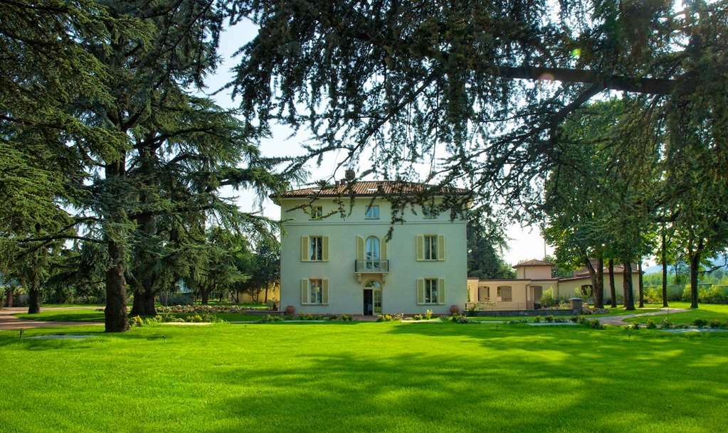 Relais Villa Valfiore Сан Ладзаро ди Савена Екстериор снимка
